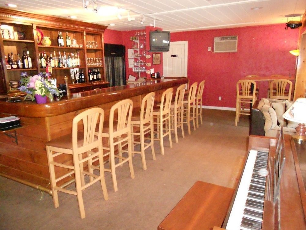 Cornwall Inn Ngoại thất bức ảnh